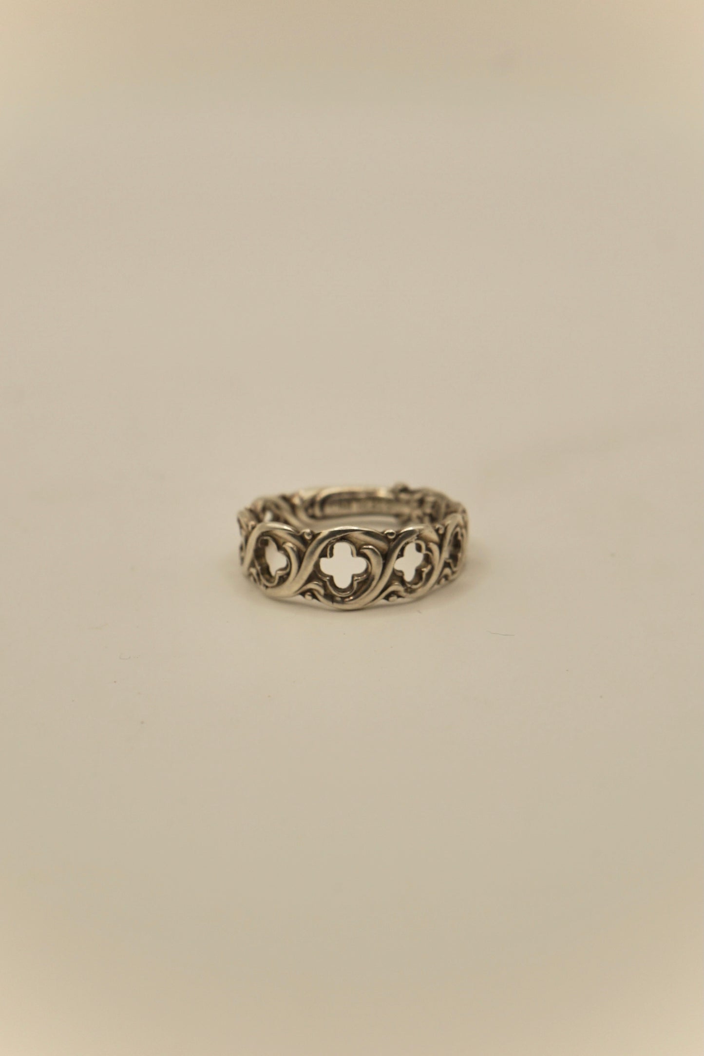 Sterling silver intricate quatrefoil cut-out spoon ring